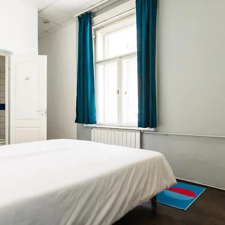 Hostel 2b Hostel&rooms *