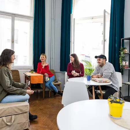 2b Hostel&rooms Budapest