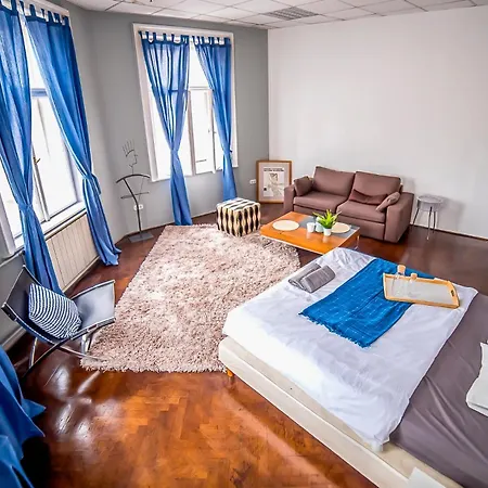 2b Hostel&rooms *
