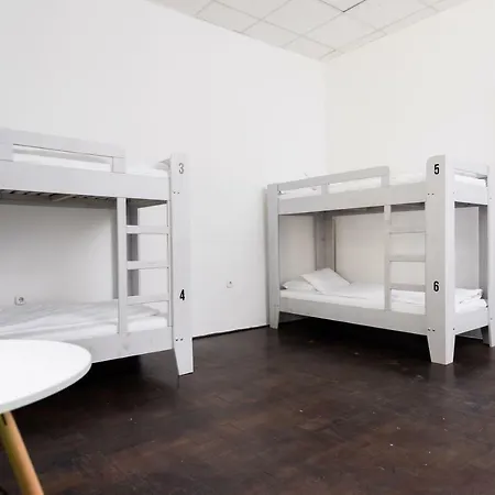 2b & Hostel *