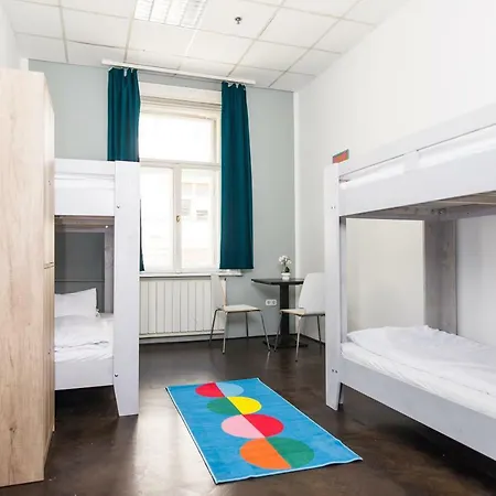 2b & Hostel Budapest