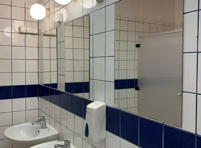 2b & Hostel Budapest